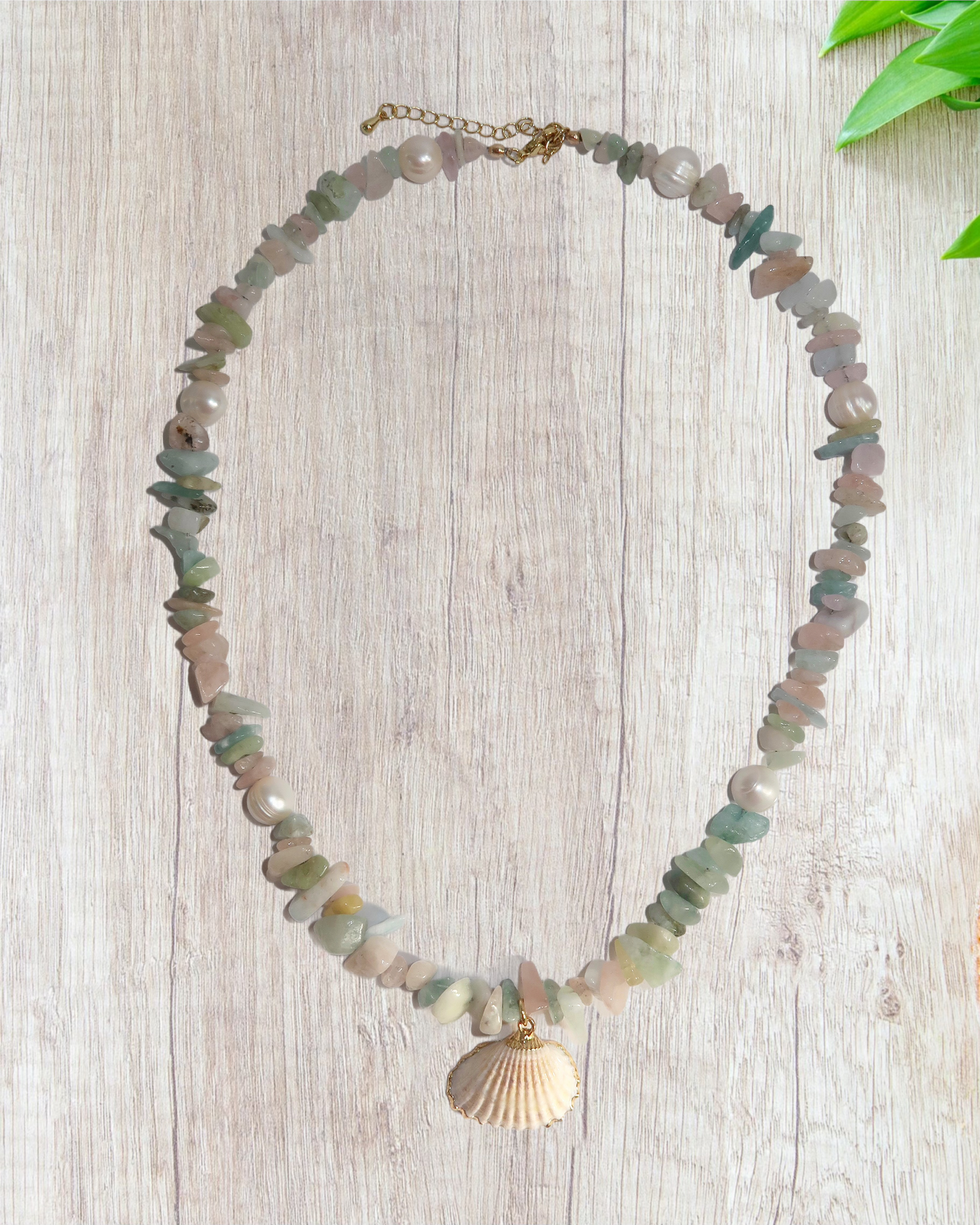 SOFT TIDE NECKLACE
